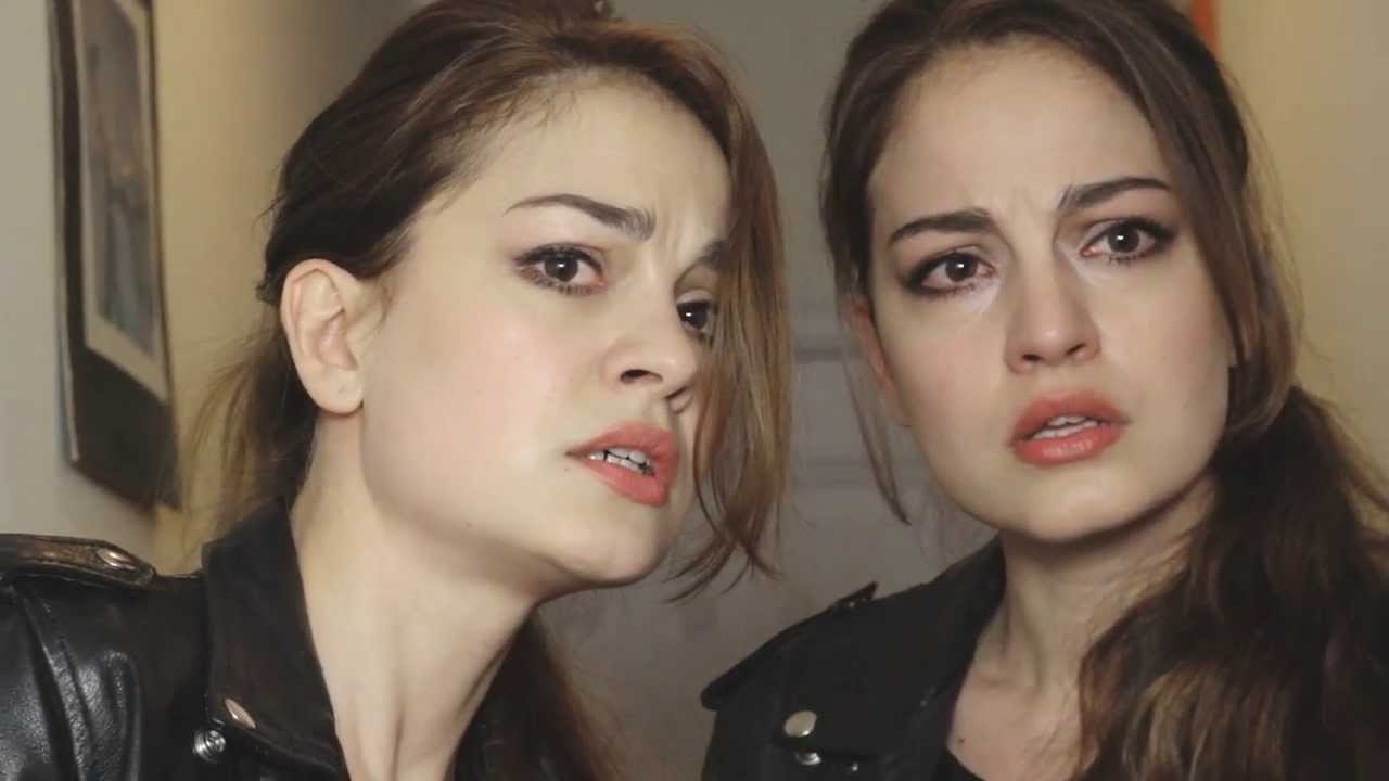 INDIGGO GABRIELA & MIHAELA  HUNGER GAMES