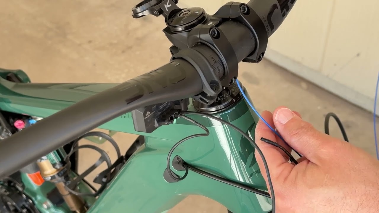 Fred's eMTB Journal: Upgrading to OneUp Carbon E-Bar
