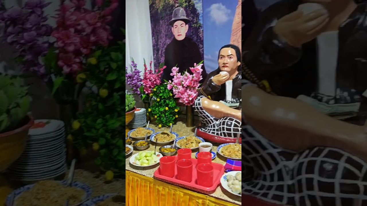 ပထမနေ့ ဒံပေါက်ဆွမ်း ကပ် လှူ 