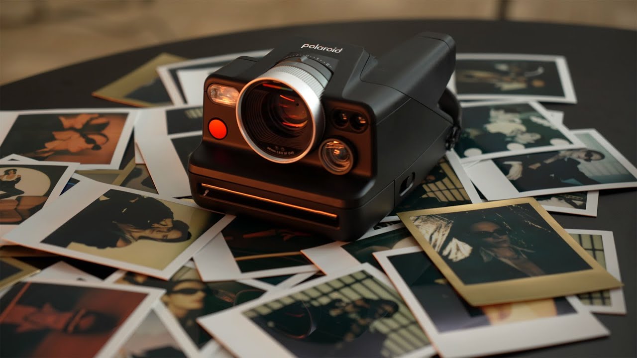 Polaroid I-2 - profesjonalny aparat natychmiastowy na sesji portretowej u Łukasza Dziewica