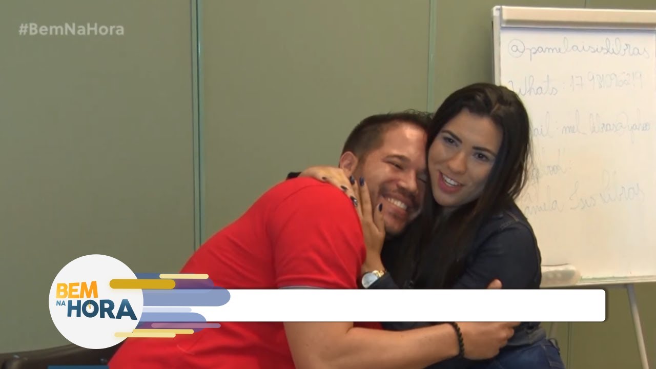 Era um curso de libras, mas deu namoro, amizade e inclusão