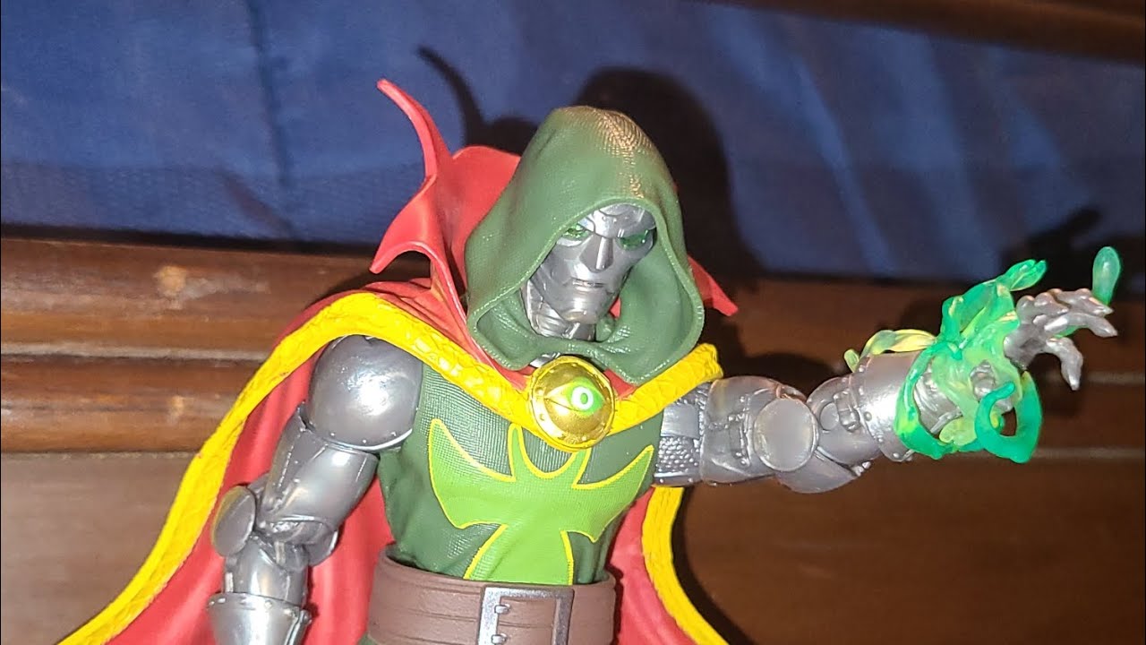 ОБЗОР MARVEL LEGENDS EMPORER DOOM!!!