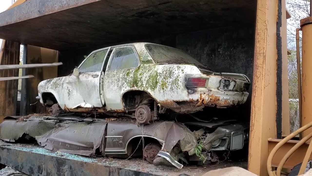 Car Crusher Crushing Cars 70 1971 opel ascona  1900