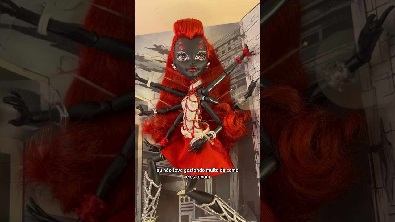 sim ela tem 6 bra&ccedil;os e &eacute; a mais rara! 🕸️🕷️ #bonecas