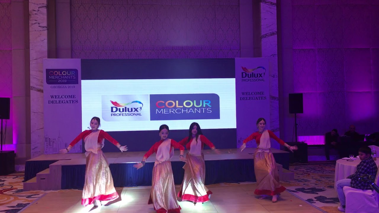 Pucho Zara Pucho / Raja Hindustani / Dance by Group Lakshmi
