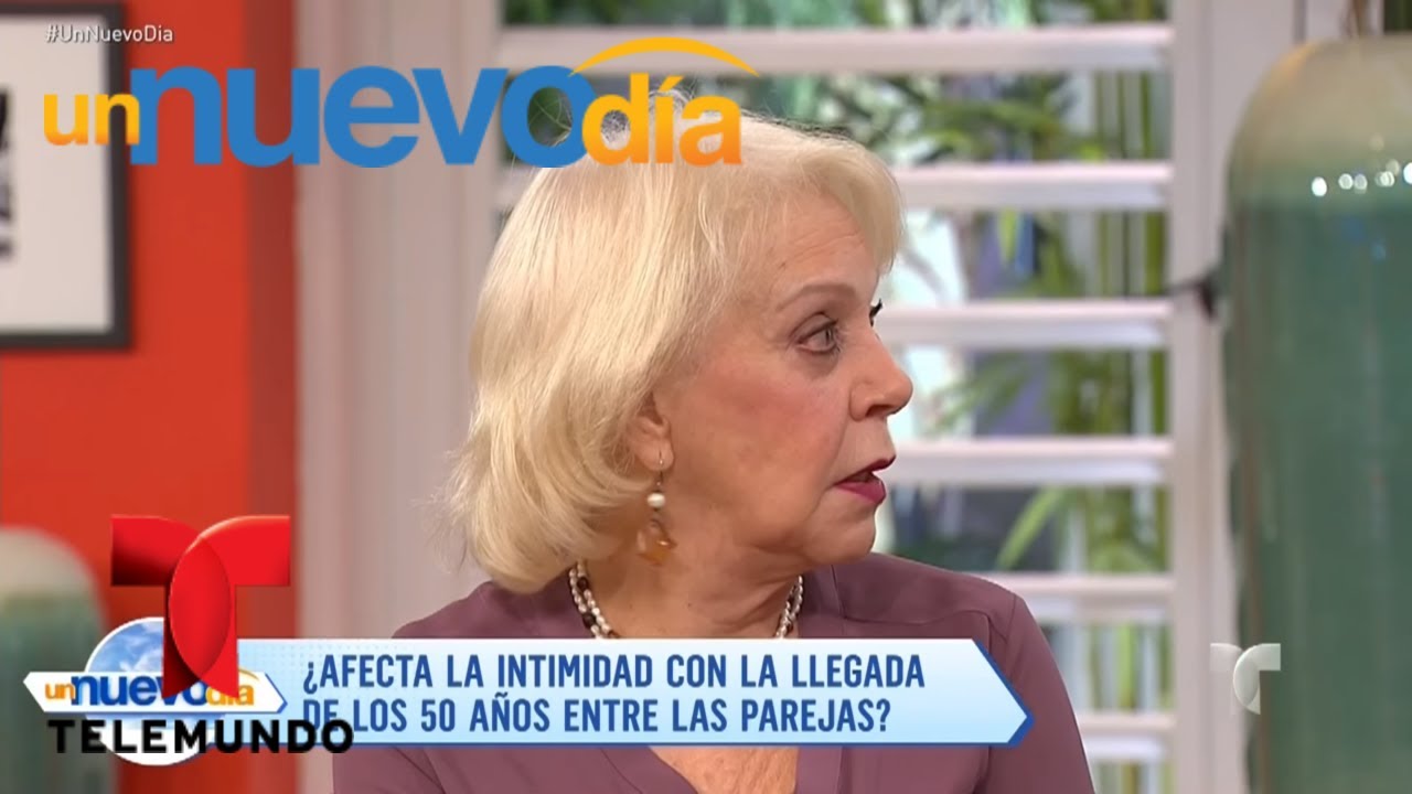 ¿Cómo afecta a la intimidad la llegada de los 50 años? | Un Nuevo Día | Telemundo