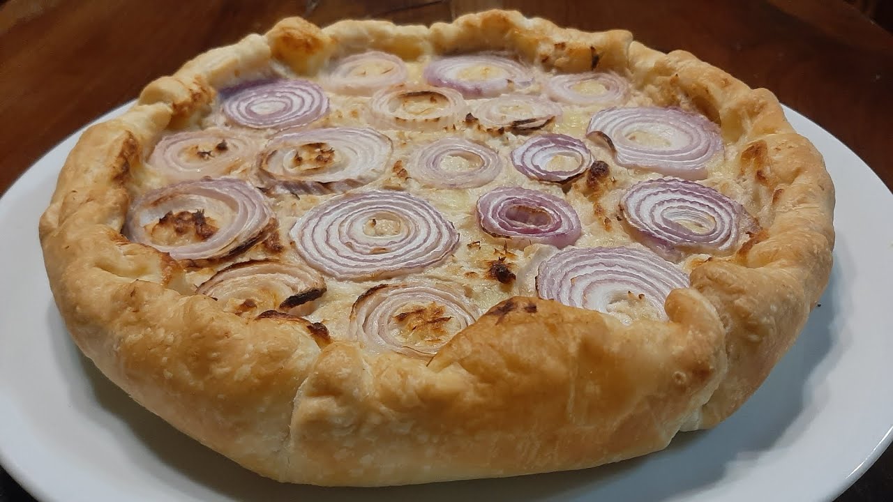 Torta salata tonno e cipolle