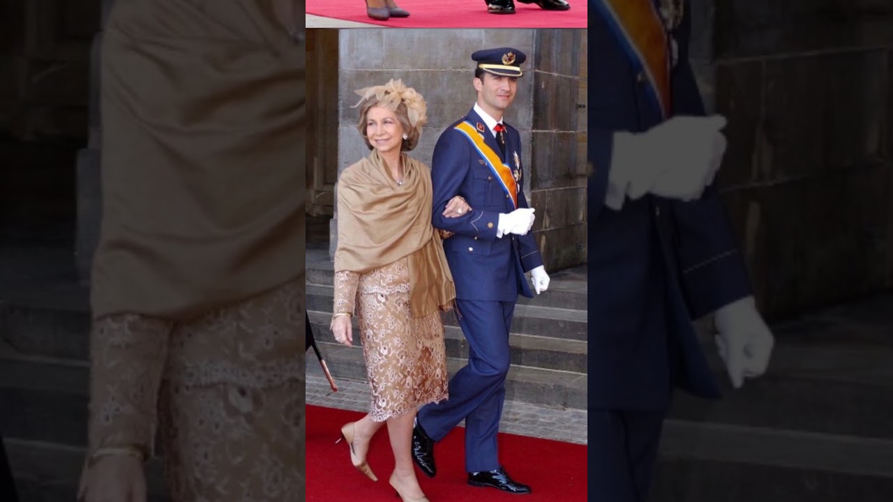 King Felipe IV with his Mother Queen Sofia ❤️👑 #royality  #spain #family #shorts