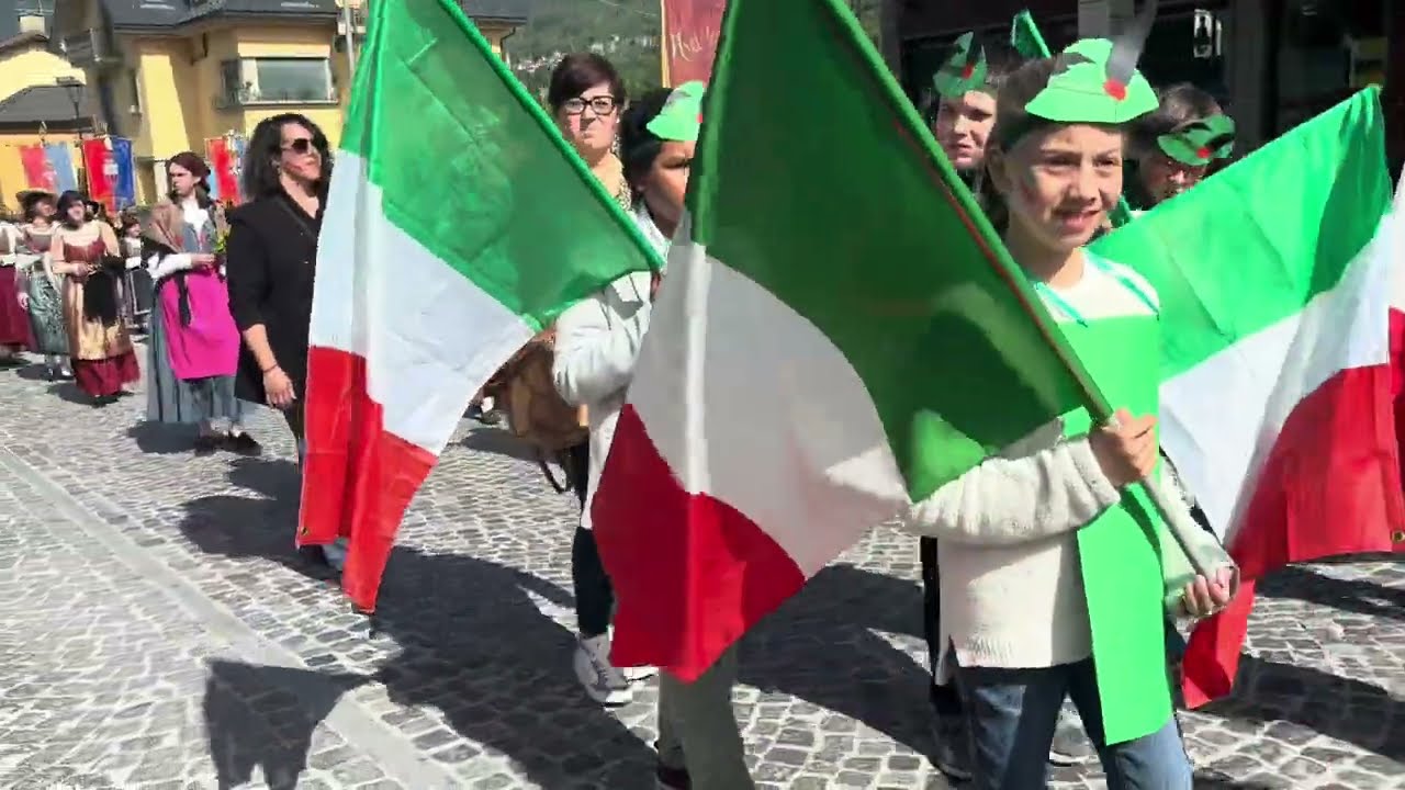 SFILATA 11-esimo Raduno Gruppi ALPINI della VALLE VIGEZZO
