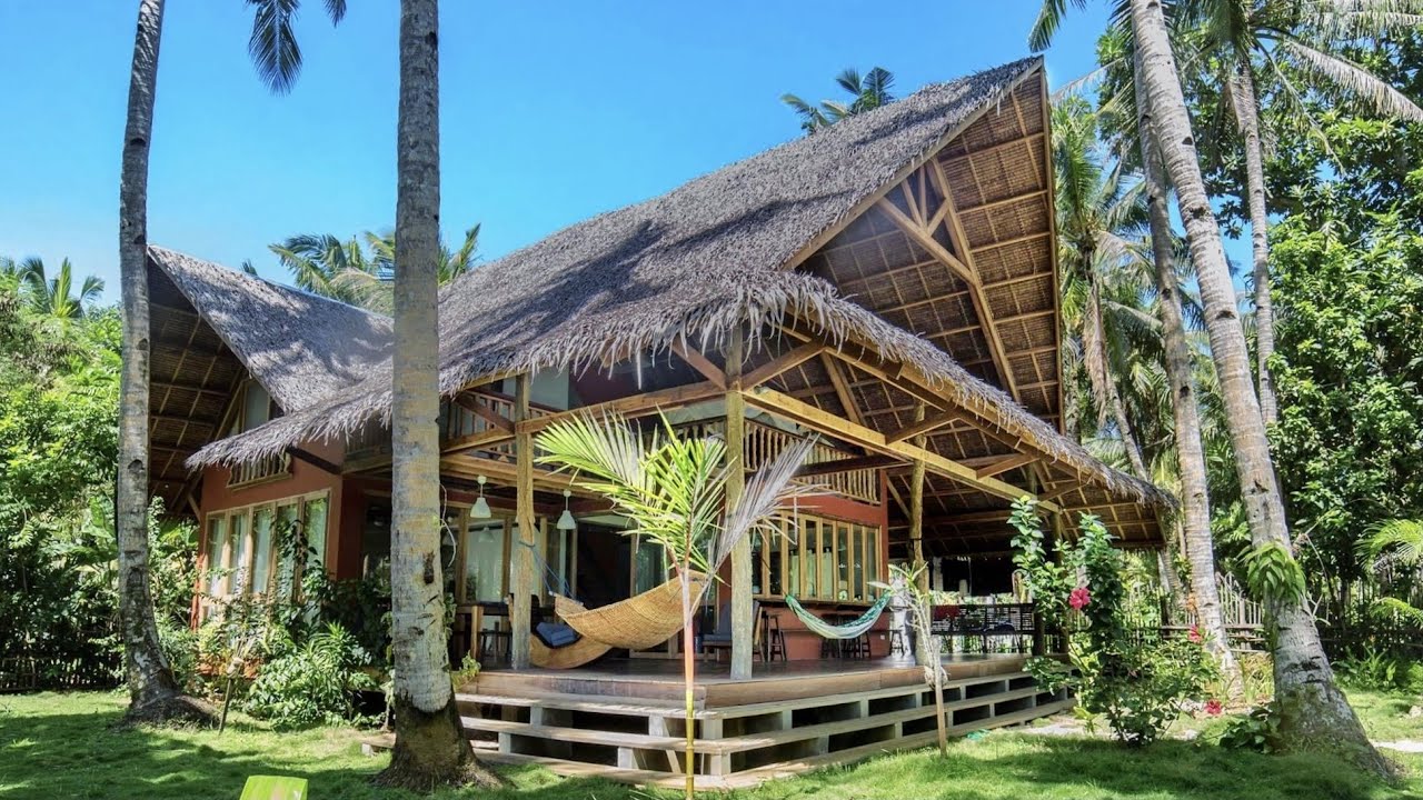Discover Peacock House - Emerald House Siargao