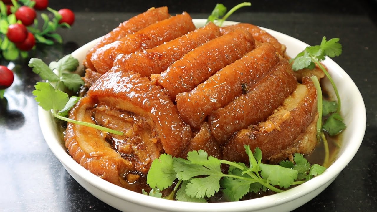 年夜饭必吃一道梅菜扣肉，客家人祖祖辈辈吃不腻的名菜，详细做法
