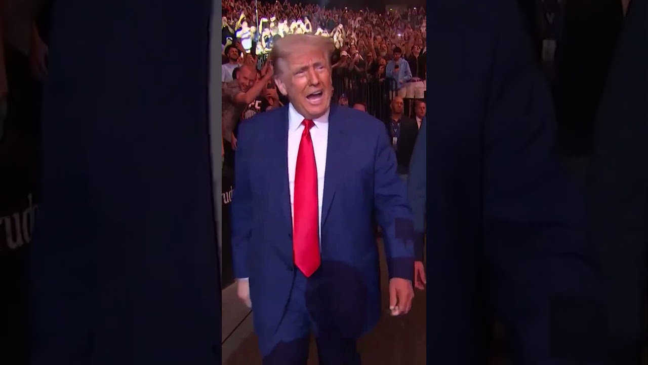 President Trump is IN THE BUILDING!! 🇺🇸 #ufc316