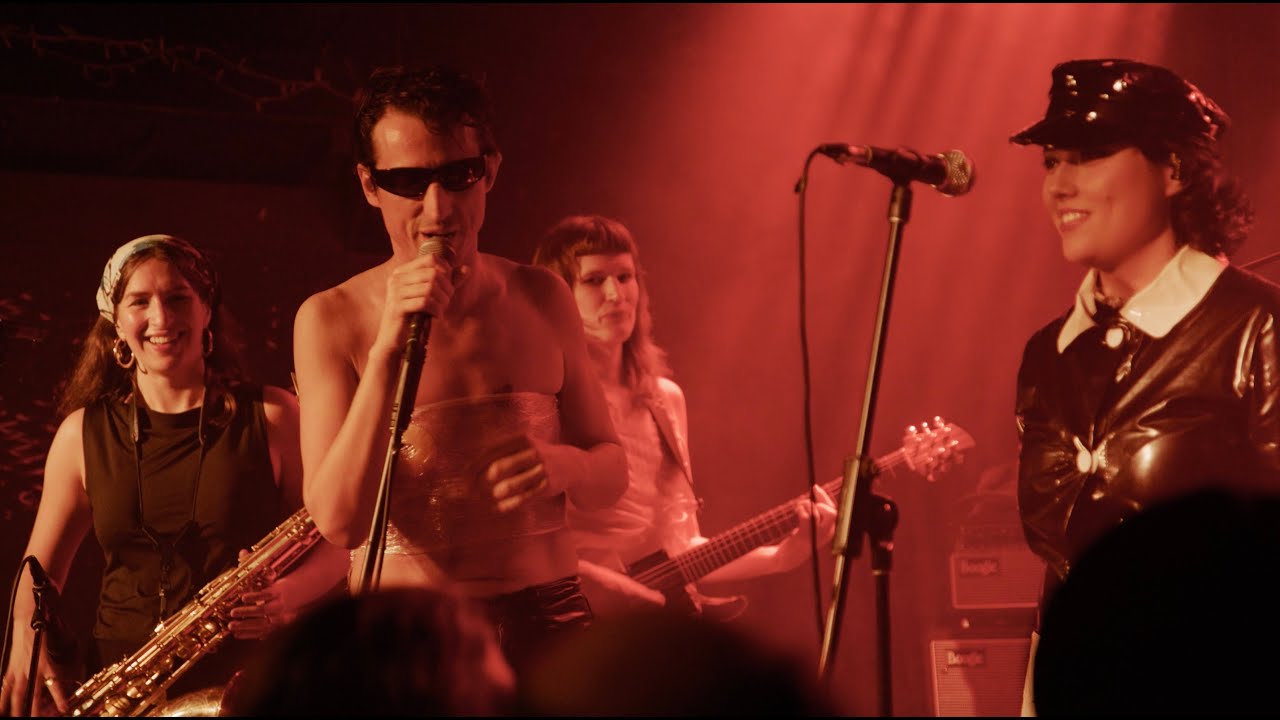 The Moonlandingz - Give Me More (Live at The Lexington)