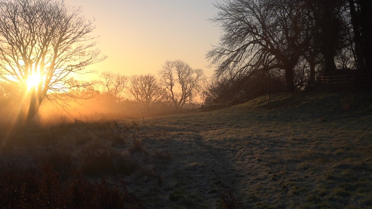 Sunrise walk at Benniworth Haven in the Wolds 2025