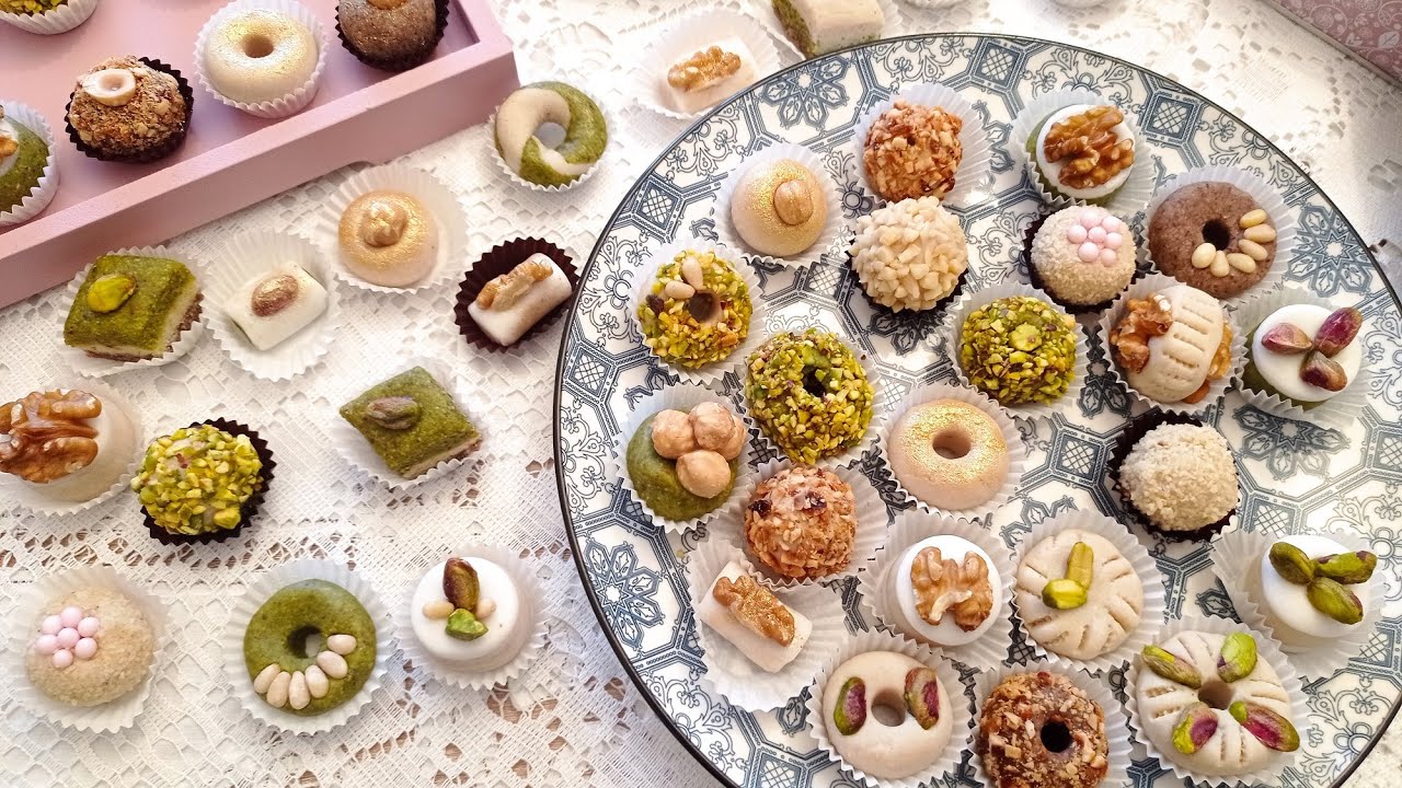 حلويات العيد  🌙 حلو اللوز و الفستق و البوفريوة التونسي و بقلاوة الباي بدون فرن  وبأشكال مختلفة