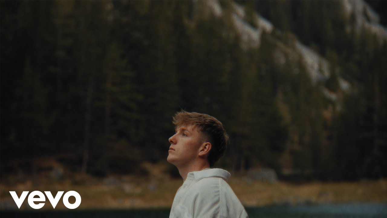 AJ Brix - Funny Bunny (Official Music Video)