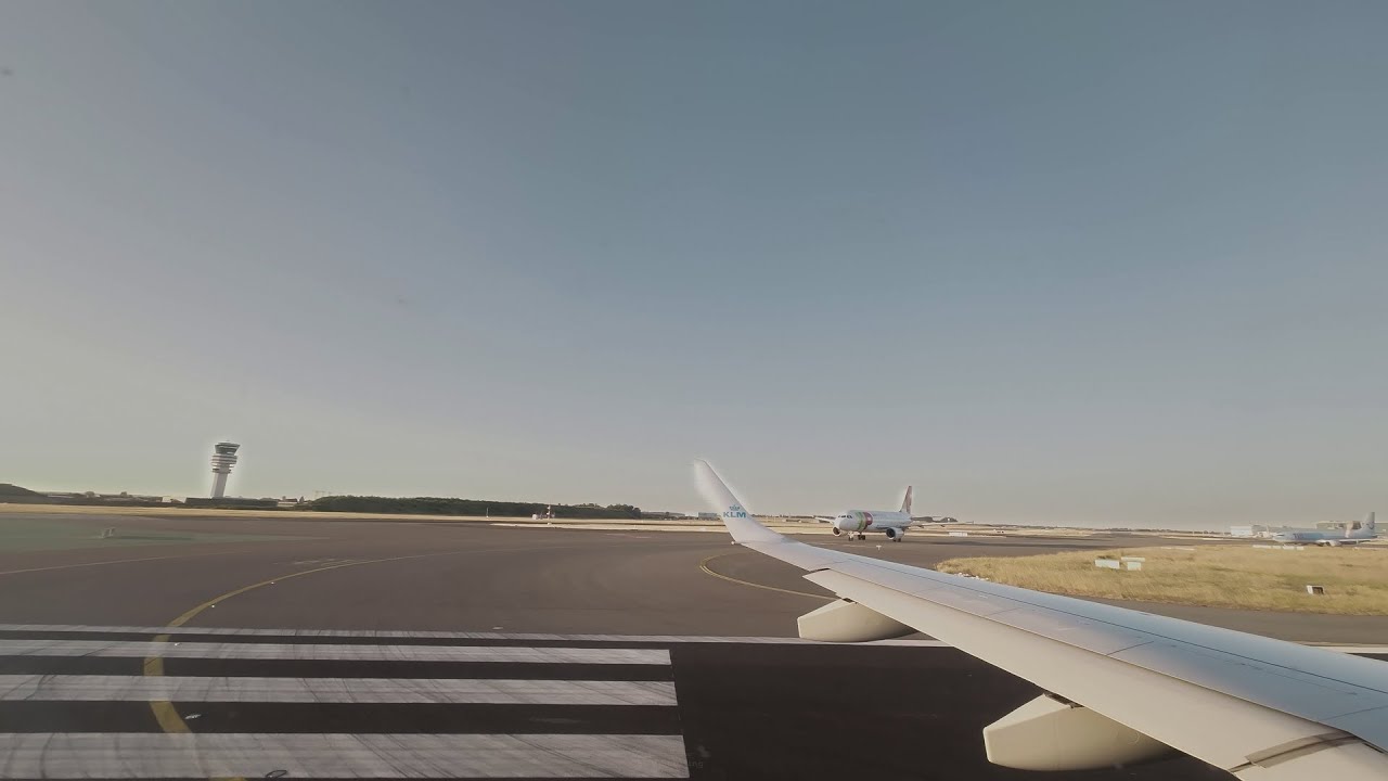 Plane TAKE OFF From BRUSSELS Airport (Inside view) 4K | KLM E190 Take Off + Engine starting up