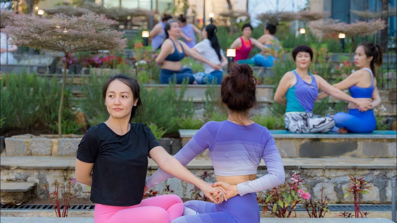 TẬP YOGA ĐÔI [bản full rất vui] Yoga Retreat cùng Ốc Thanh Vân tại Gratia Bảo Lộc | Phạm Ngọc Yoga