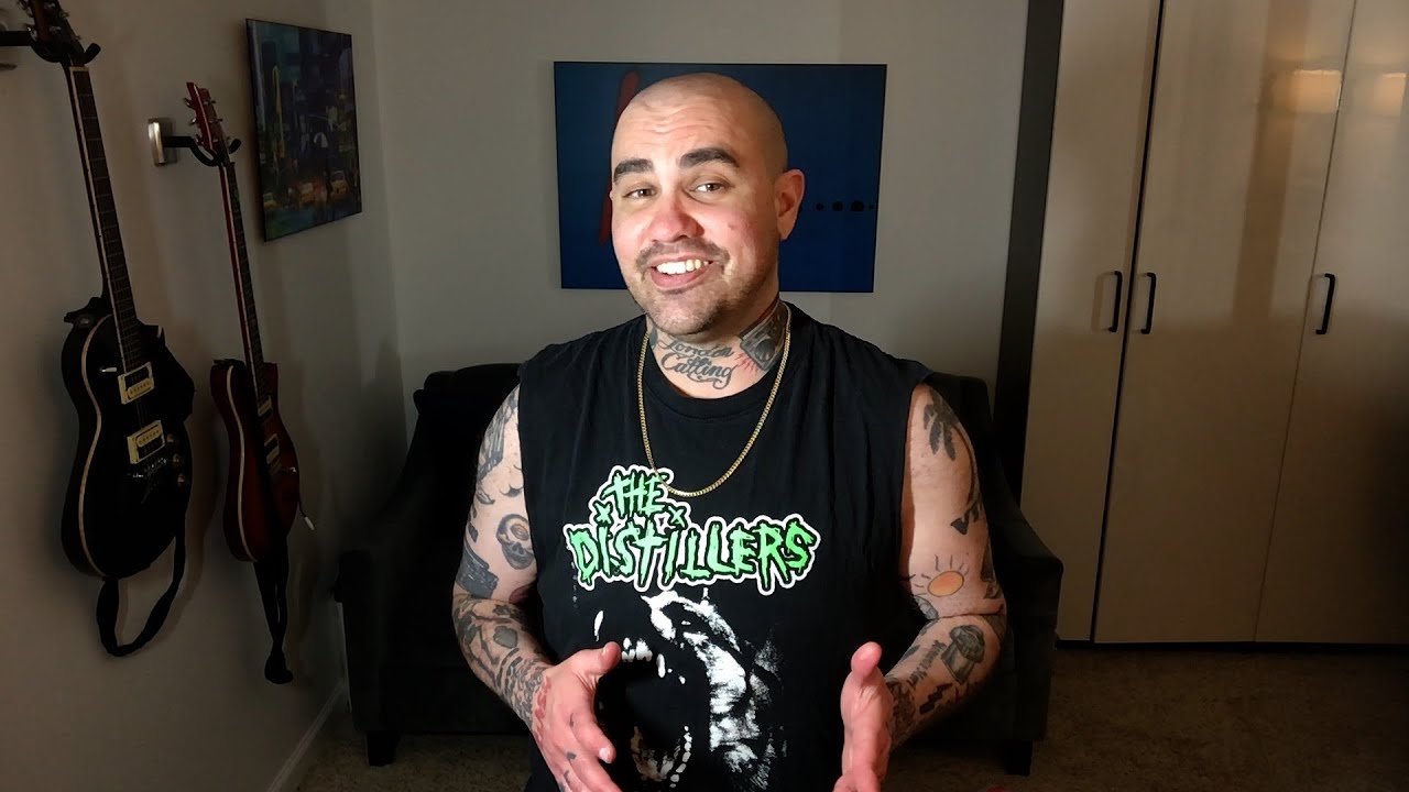 Yosh Konig Review | Red Apple, Papyrus, Woods | Unisex/Masculine