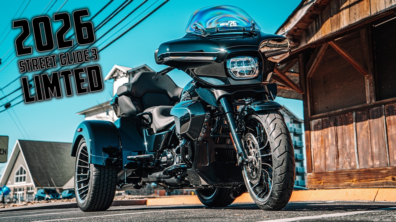 2026 Stret Glide 3 Limited | Vivid Black