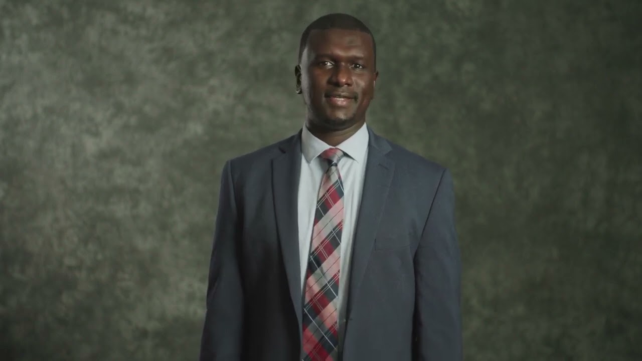Meet West Des Moines Orthopaedic Surgeon Kawsu Barry, MD