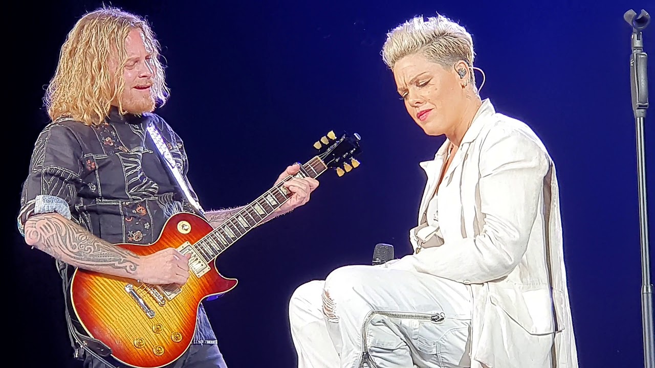 PINK "Time after Time" Olympiastadion Berlin 14.07.2019