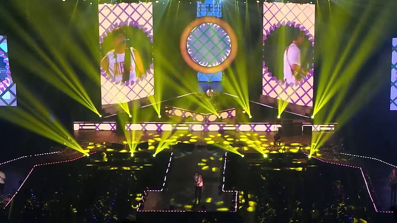HIGHLIGHTS (CNBlue | 2017 Momentum Live MNL)
