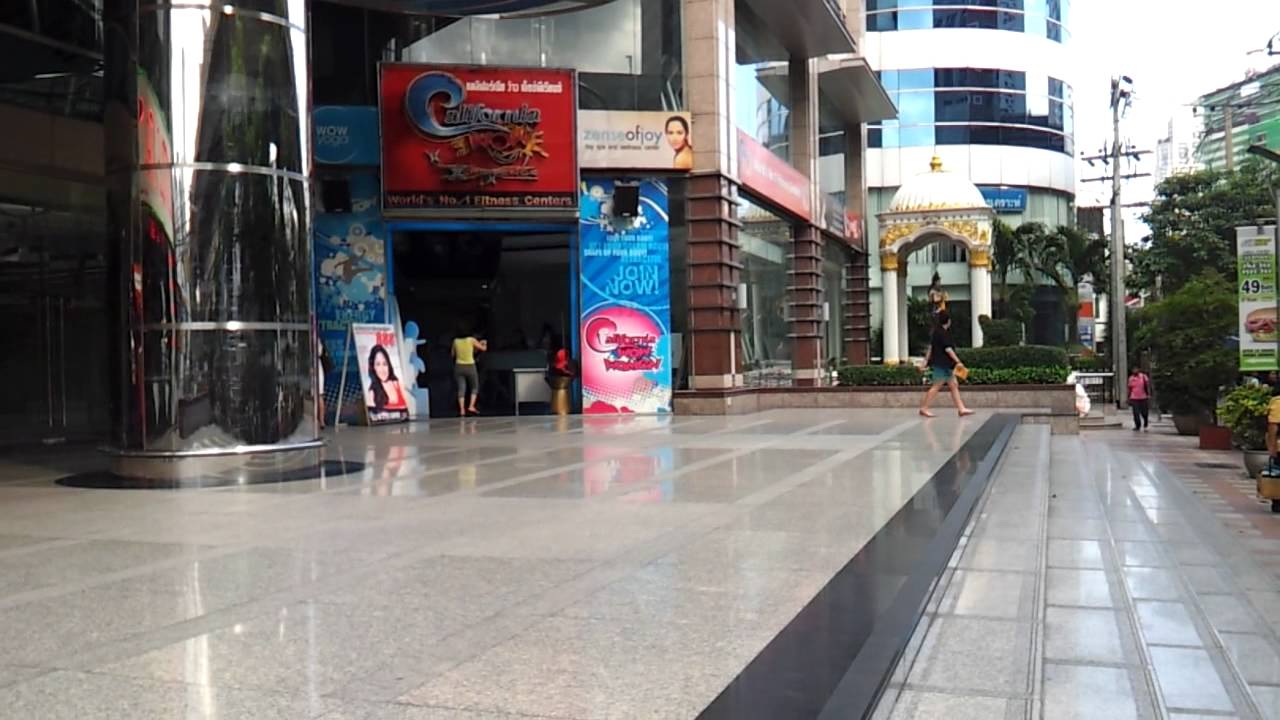 03.11-next to soi 23 sukhumvit