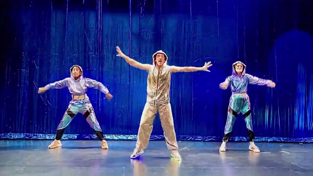 Shark Rap from Fancy Nancy The Musical!
