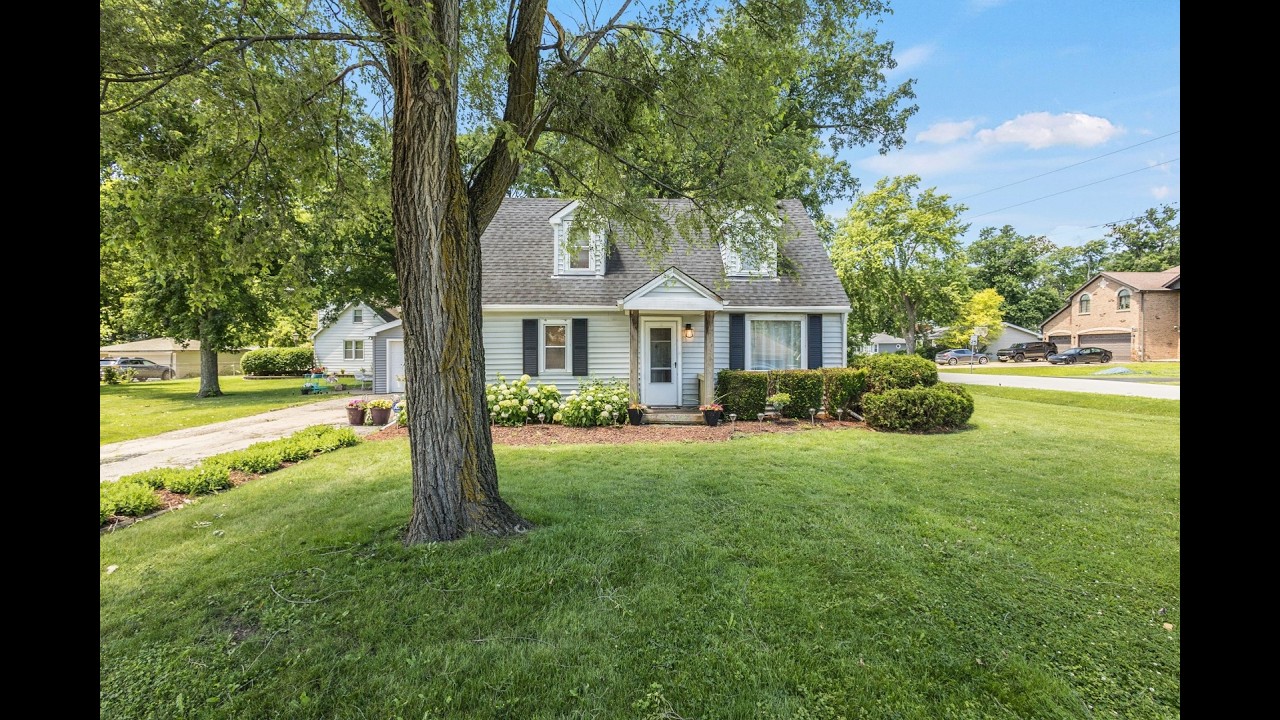 David Schuringa|7522 Arlene Avenue|Willowbrook, IL|ColdwellBankerHomes.com