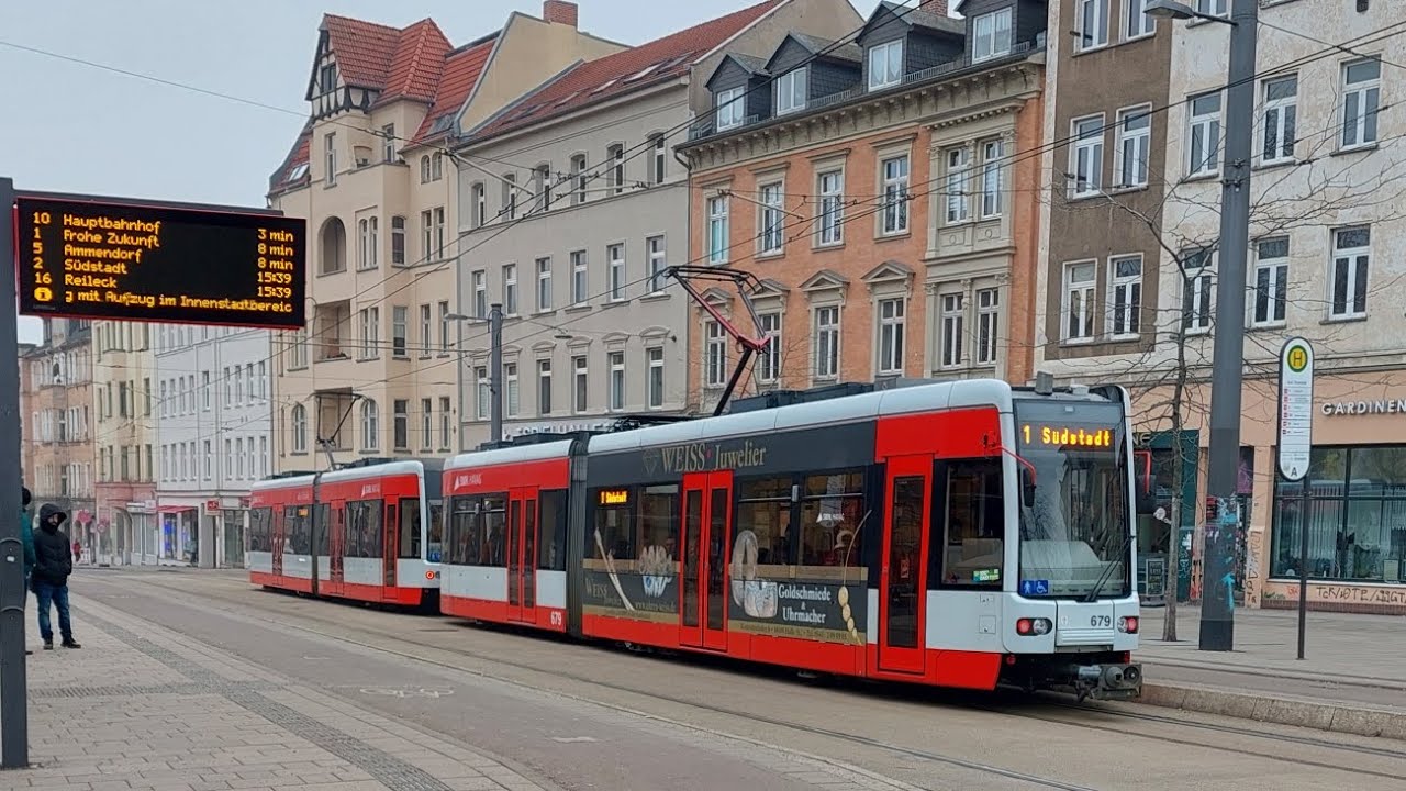 Tram Halle (S) | Mitfahrt auf der Kompl. 2 Von Schwimmhalle bis Südstadt, Veszpremerstraße im MGTK-2