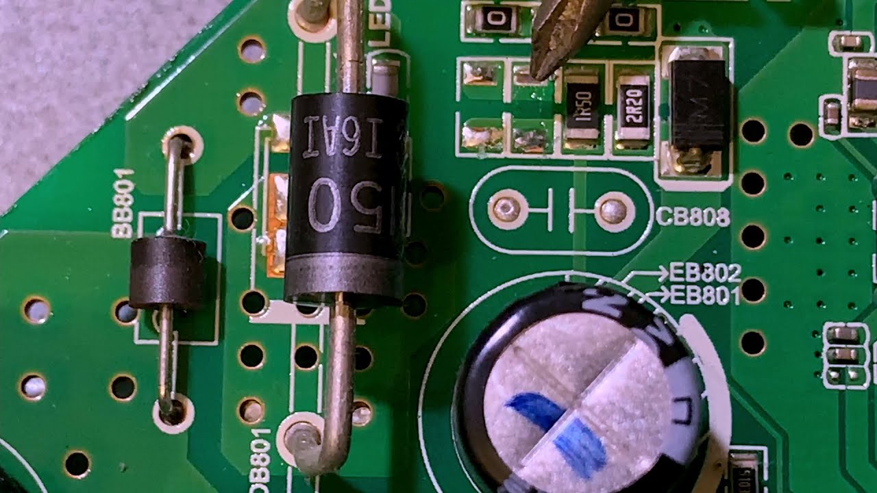 Телевизор AKAI не рабочая подсветка. Регулировка тока подсветки.