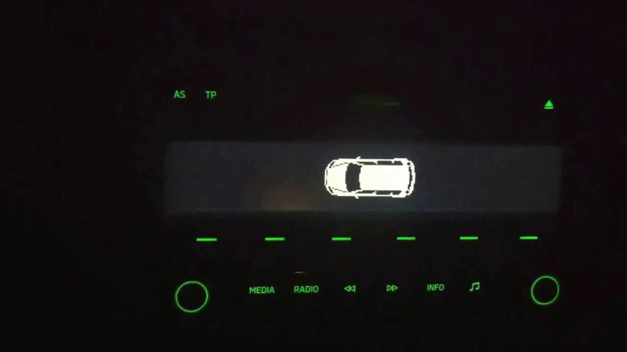 &Scaron;koda Roomster Scout 2014 parking sensor with Swing radio