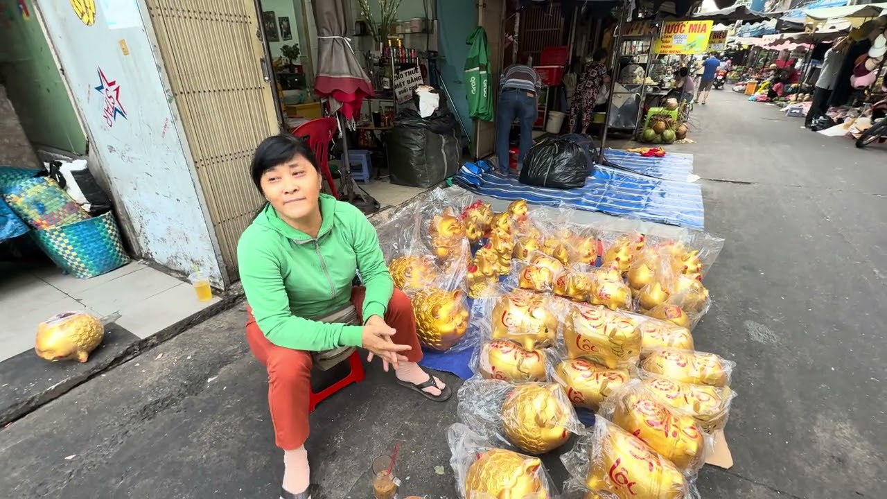 Mủng 8 Tết khu chợ buôn bán quá đông vui rồi nè 