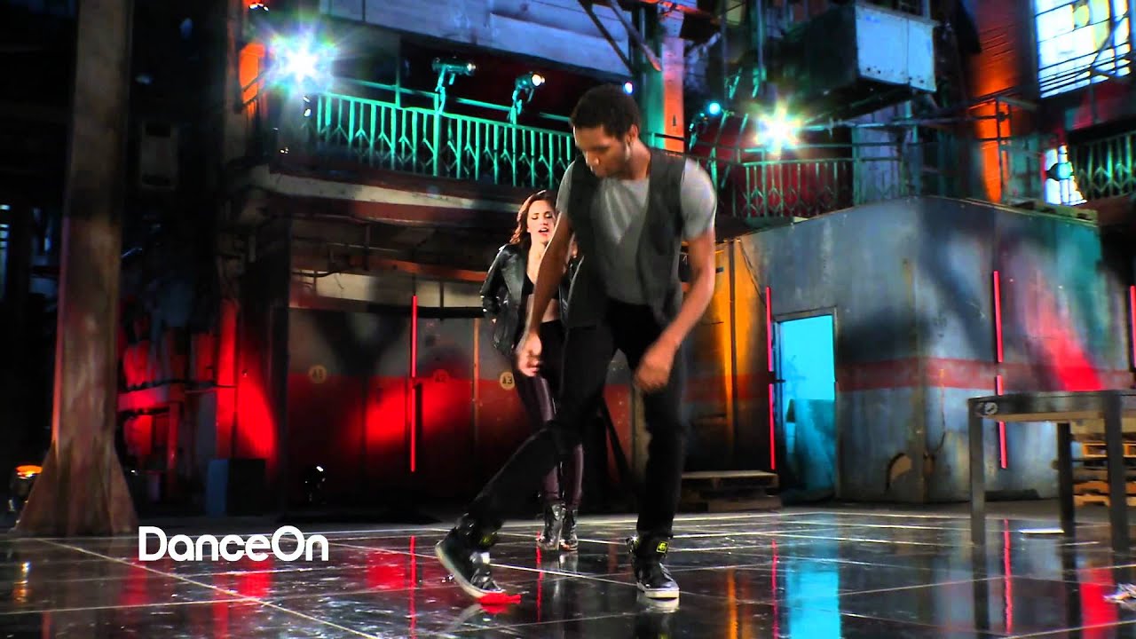 Dance Showdown Presented by D-trix - ItsKingsleyBitch Performance