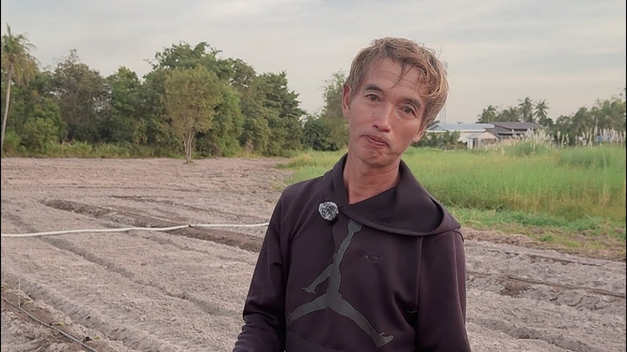 Ep1 ปลูกฟักทองแปลงเกษตรรักษ์ สูตรอาจารย์พรต | บ่าวยุทธพาจ้วด