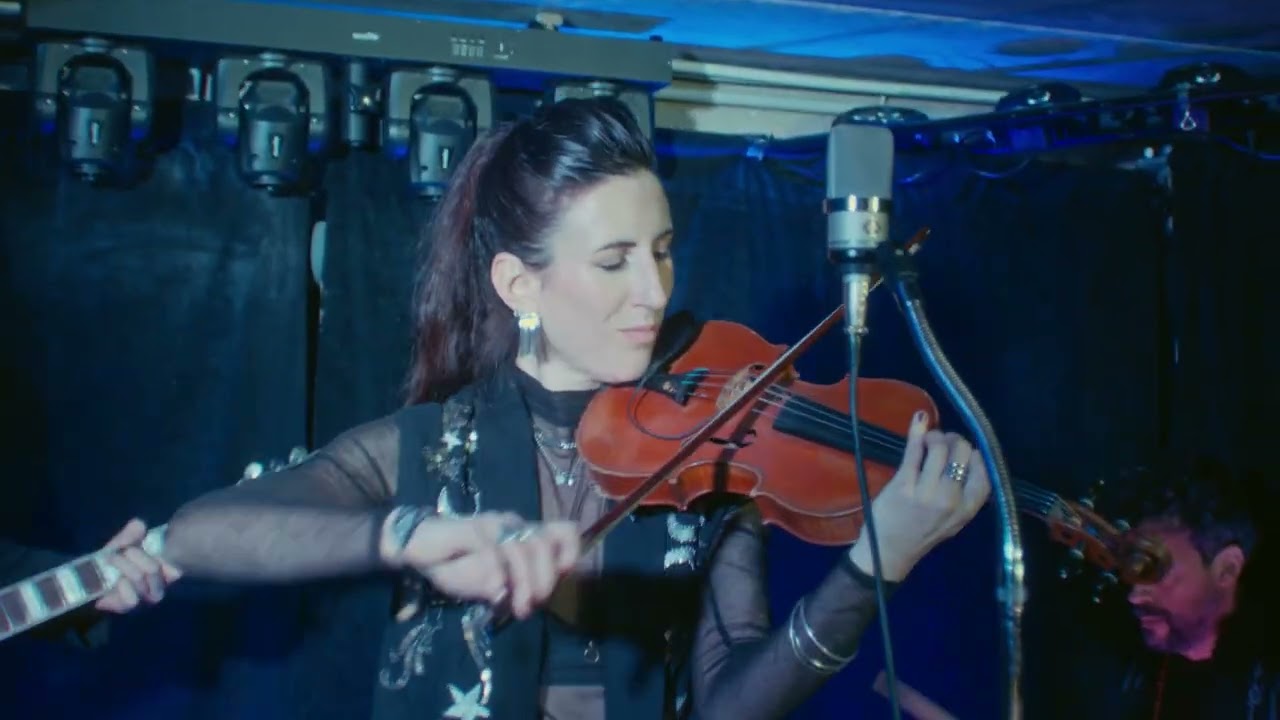 Tainted Love – Garage Rock Cover | Pick That Bow