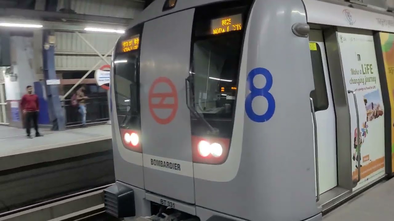 Delhi Metro Train arrived at New Ashok Nagar Metro Station, Delhi #metroride #metrotrain #dmrc