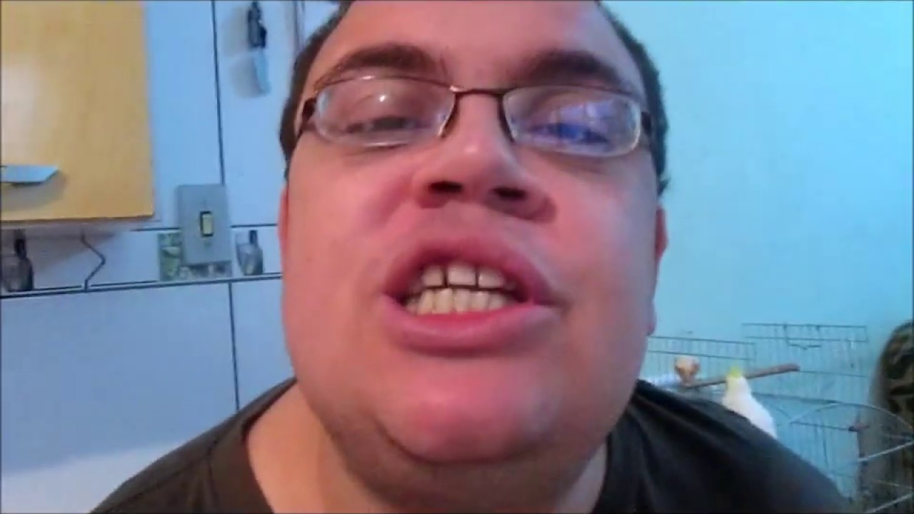 Macarr&atilde;o Ninho ao Molho Branco