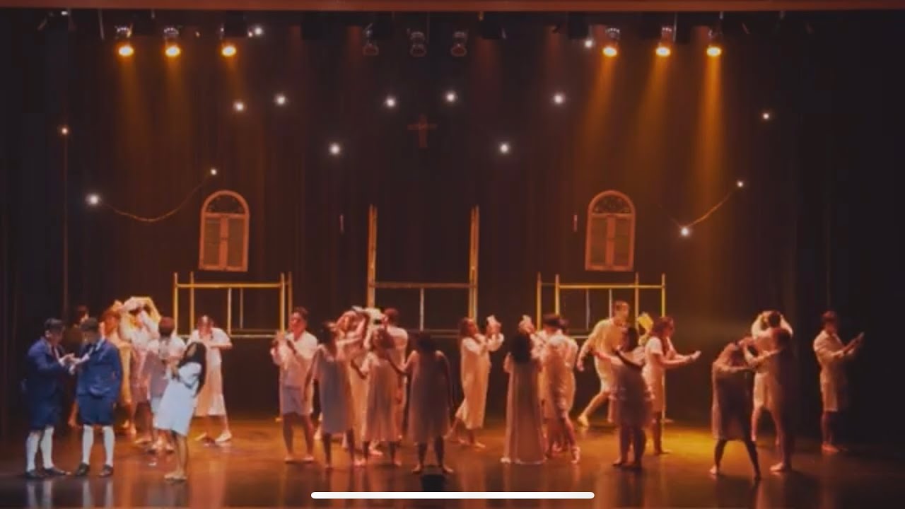 Montagem Acadêmica - DESPERTAR DA PRIMAVERA