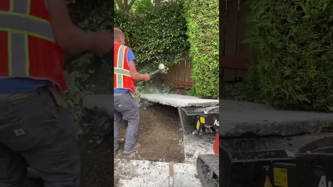No plumbers crack at Reeff Earthworks!