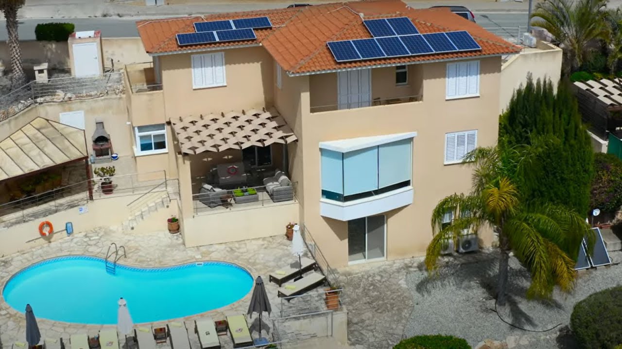 Villa Chez Max | Luxury Holiday Villa Rentals in Cyprus