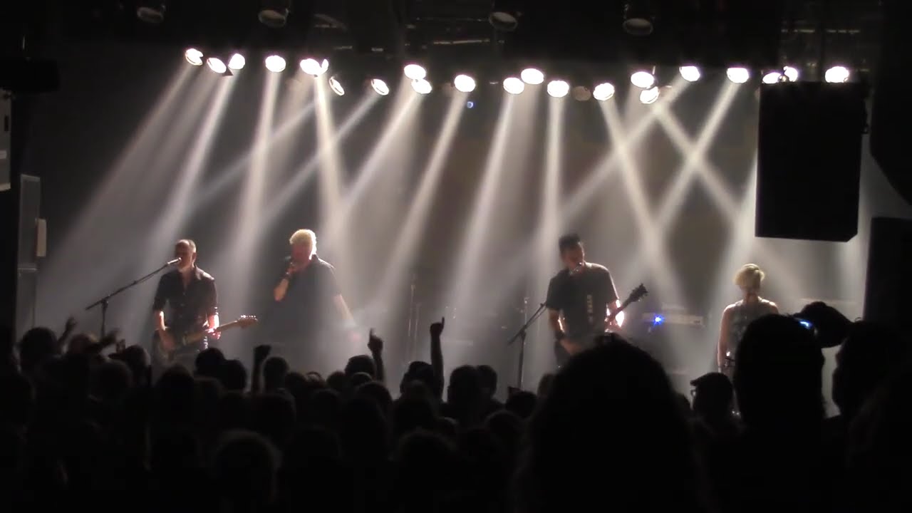 Slime - A.C.A.B. / Legal-Illegal-Scheißegal (Berlin 19.12.2015 @ SO36) [HD]