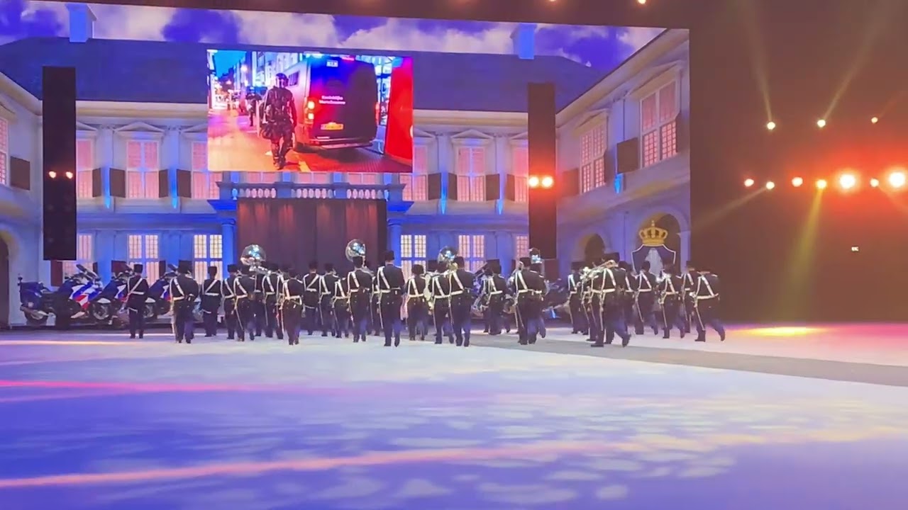 Orkest Koninklijke Marechaussee - Carry On - Nationale Taptoe Ahoy Rotterdam 2024