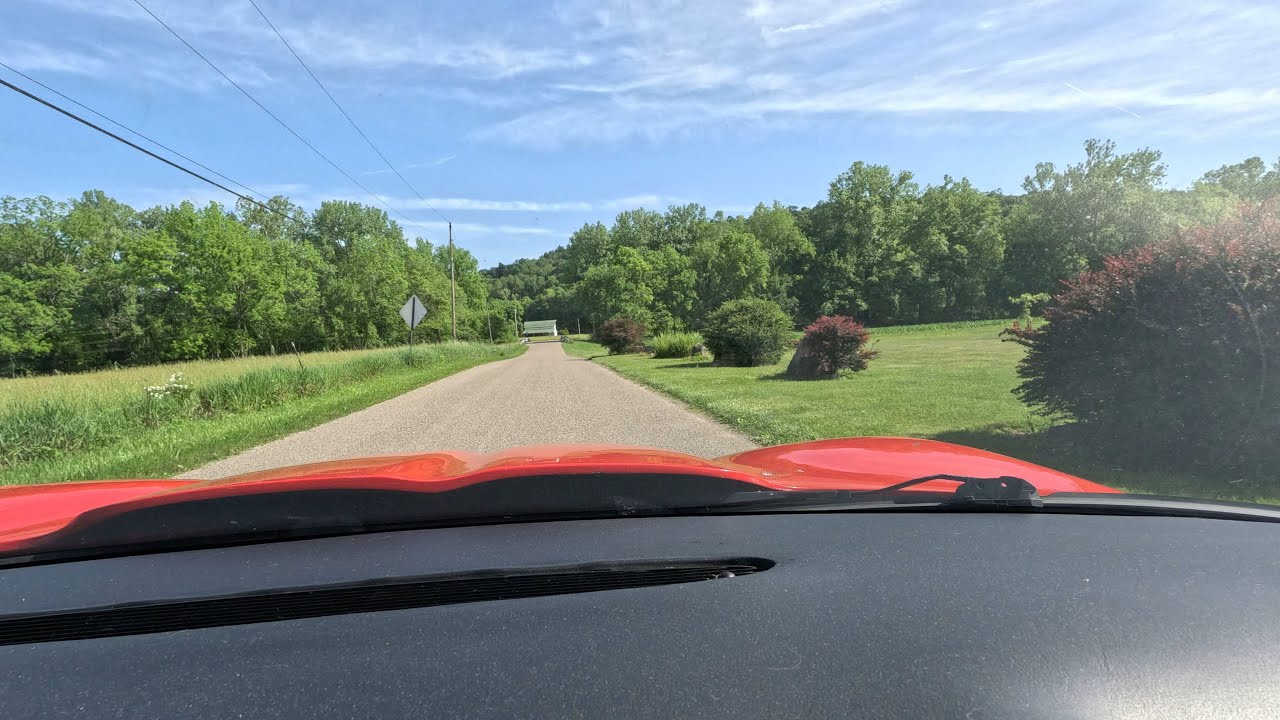 Relaxing Drive : Granville Ohio’s Welsh Hills