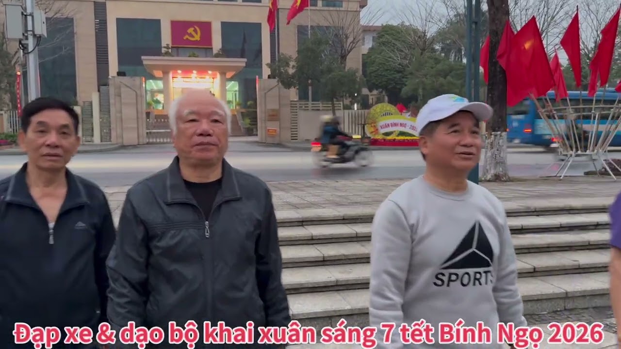 Đạp xe khai xuân 2026