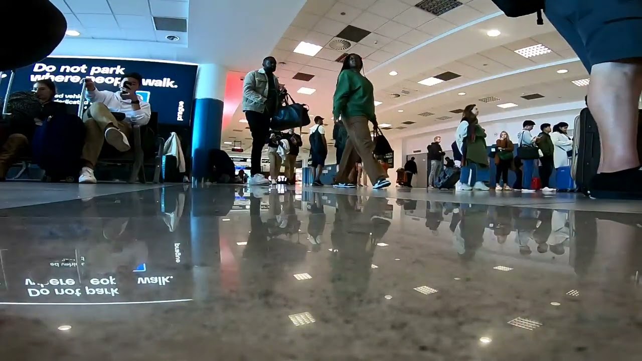 Airport Ambiance Sounds for relaxing, focus or sleep - Václav Havel Airport, Prague, Czech Republic