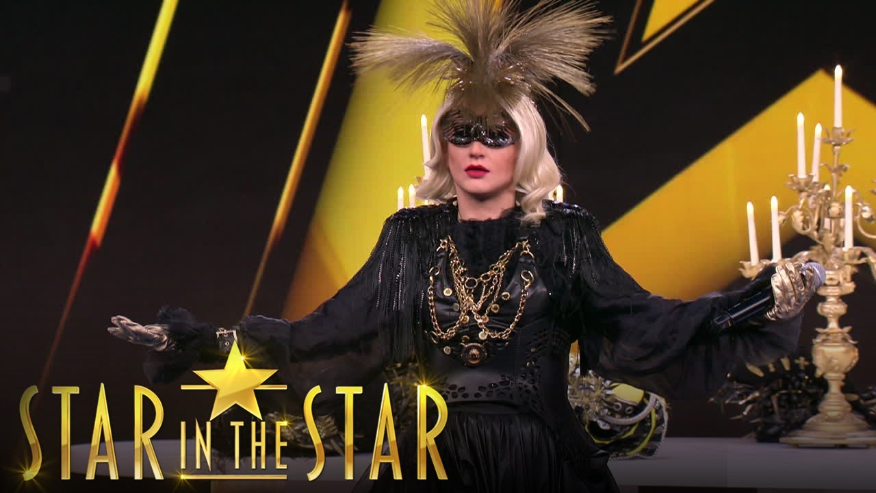 Star in the Star - La leggenda Lady Gaga canta 