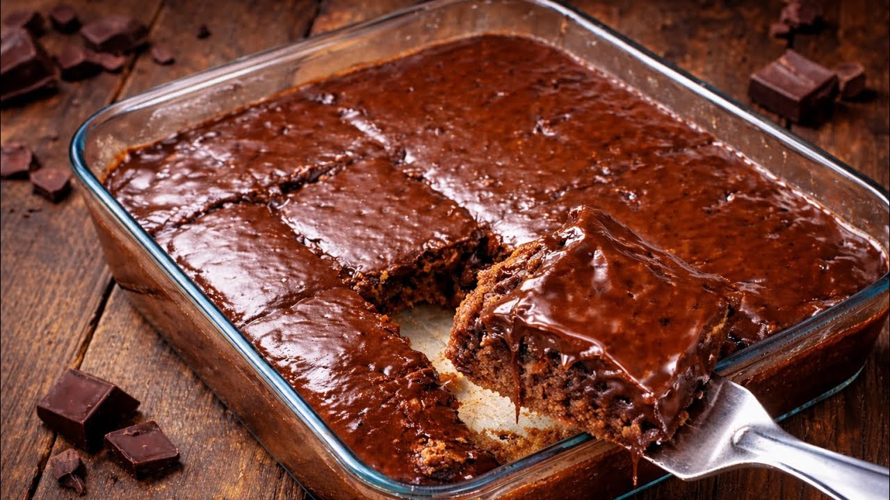 Torta al Cioccolato Morbida con Crema al Latte – Dolce Perfetto!”