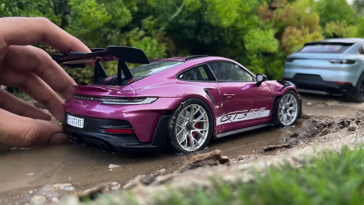 Распаковка Porsche 911 GT3 RS в масштабе 1:18 | Литые модели автомобилей